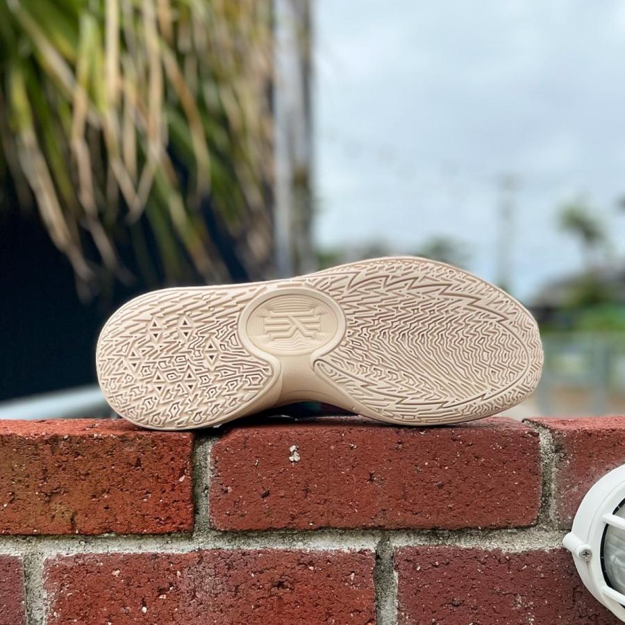 NIKE KYRIE LOW 5 'COMMUNITY' ナイキ カイリー ローカット 5 【MEN'S