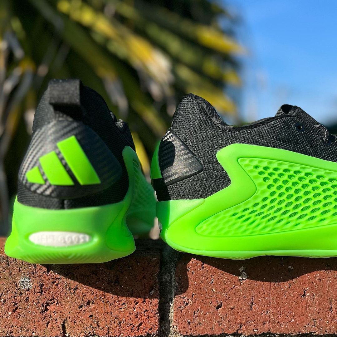 ADIDAS A.E. 1 LOW アディダス アンソニー エドワーズ 1 ロー