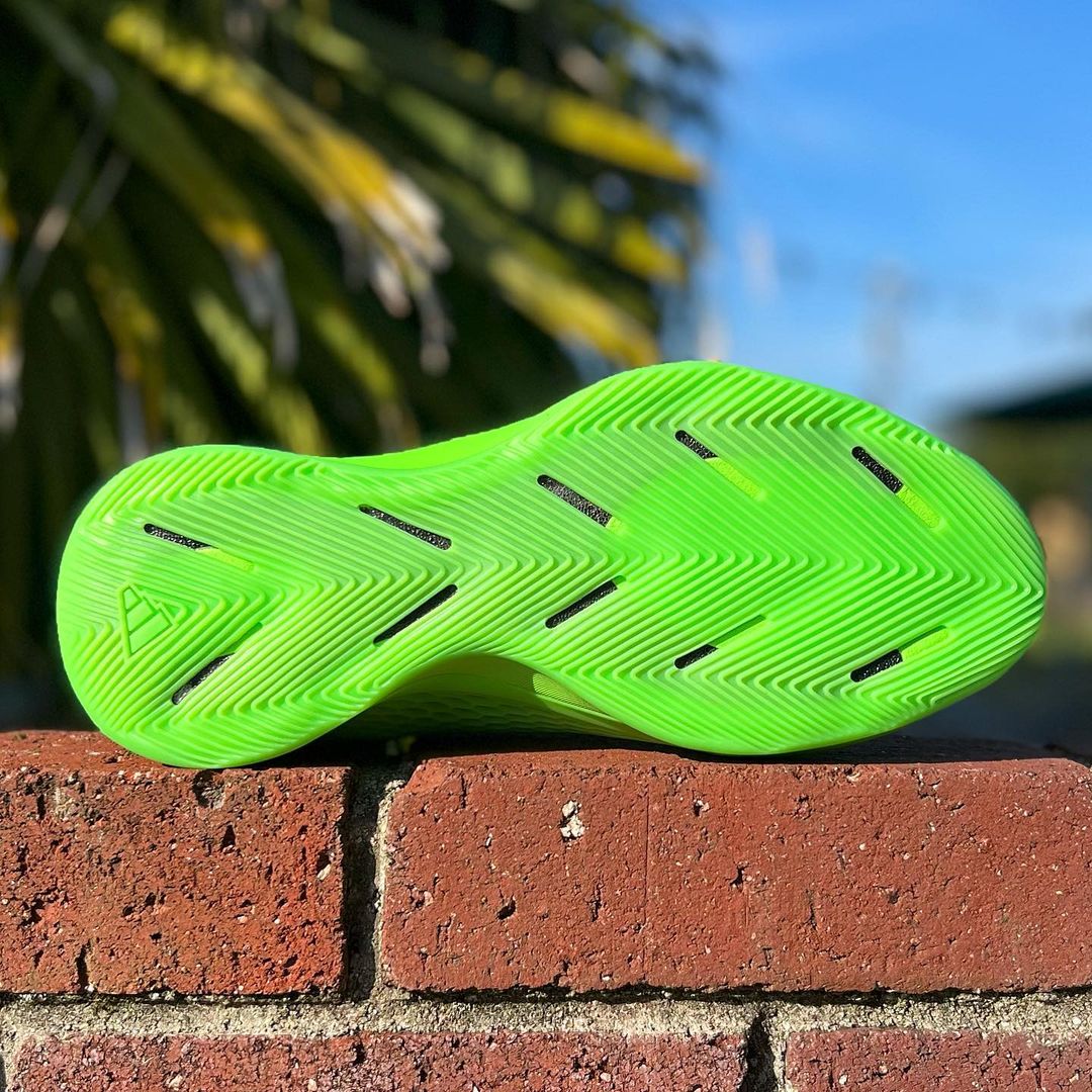 ADIDAS A.E. 1 LOW アディダス アンソニー エドワーズ 1 ロー カット