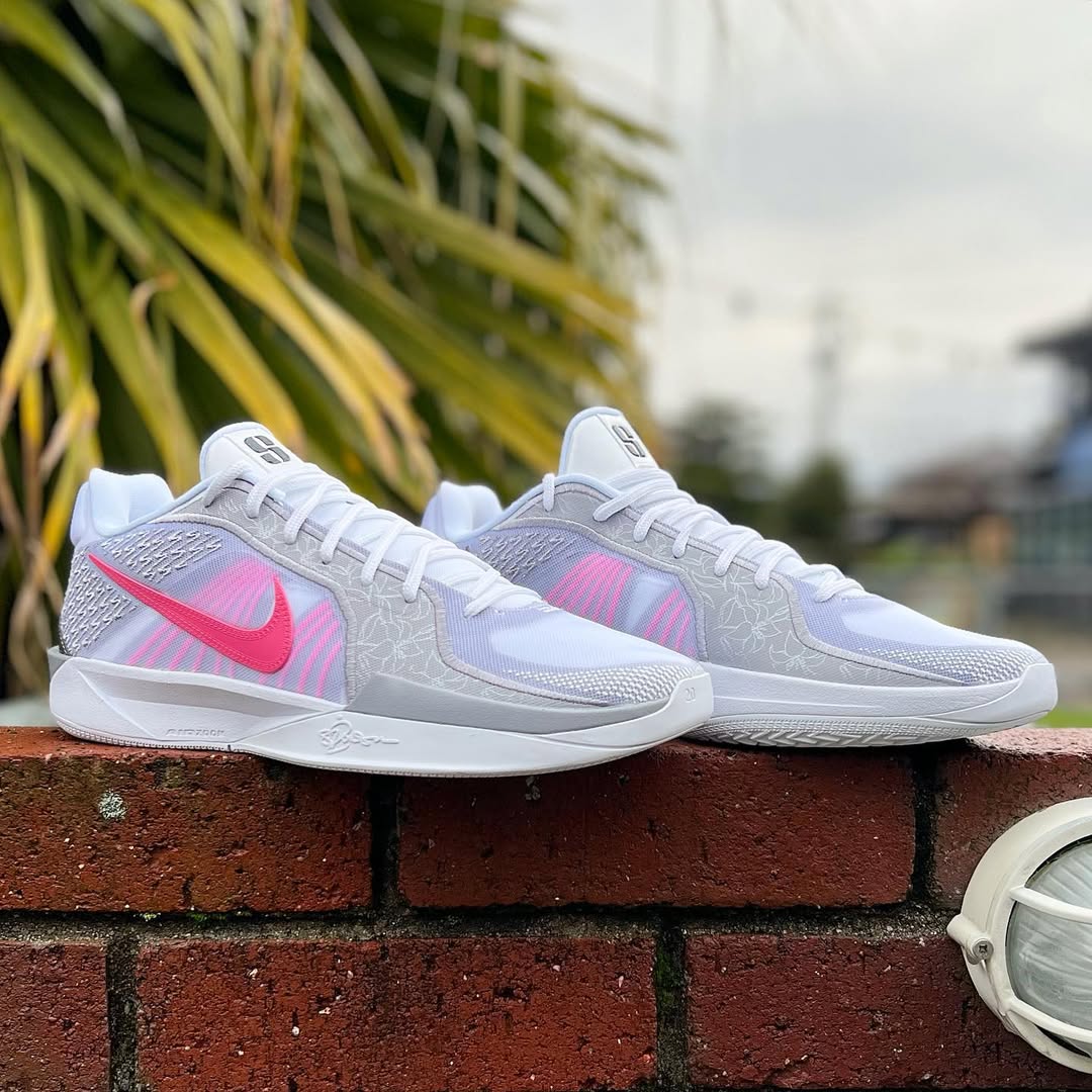 バスケットシューズ　サブリナ2 Lily NIKE SABRINA 2 EP 'LILY' 'MENS SIZE' ナイキ サブリナ 2 ウィメンズ