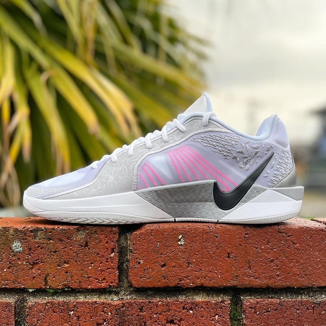 NIKE SABRINA 2 EP 'LILY' 'MENS SIZE' ナイキ サブリナ 2 ウィメンズ