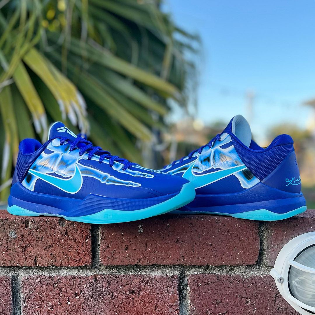 NIKE KOBE 5 PROTRO ナイキ　コービー5 プロトロ NIKE KOBE 5 PROTRO 'X-RAY' ナイキ コービー 5 プロトロ