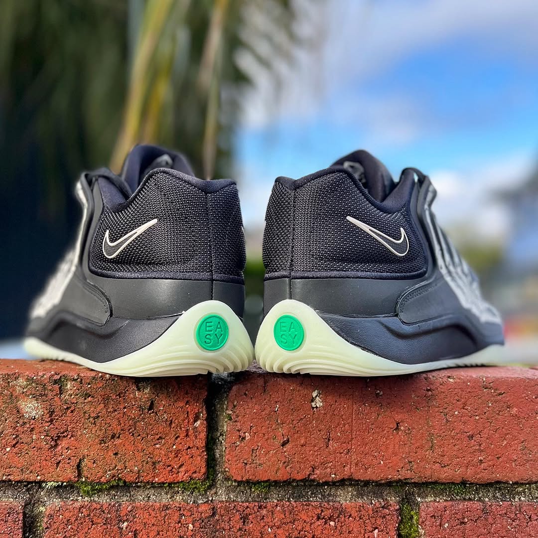 シューズ(男性用) NIKE KD18 \"Slim Reaper\" EP NIKE公式】KD18 