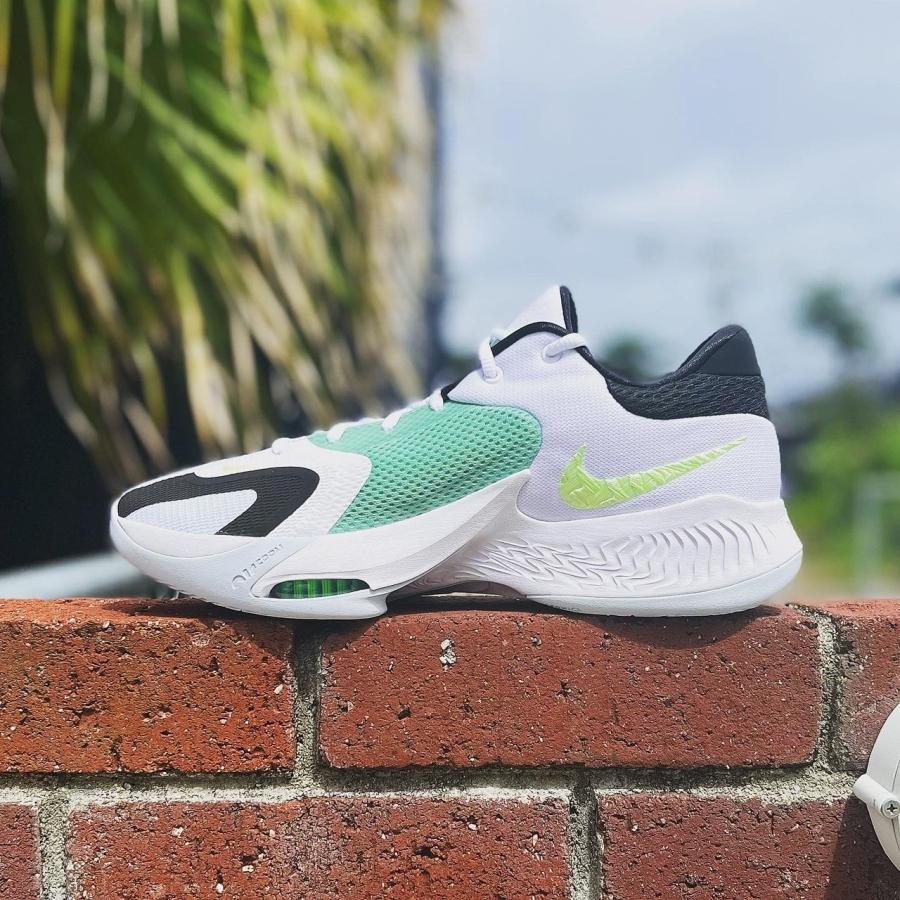 NIKE ZOOM FREAK 4 'BARELY VOLT' ナイキ ズーム フリーク 4