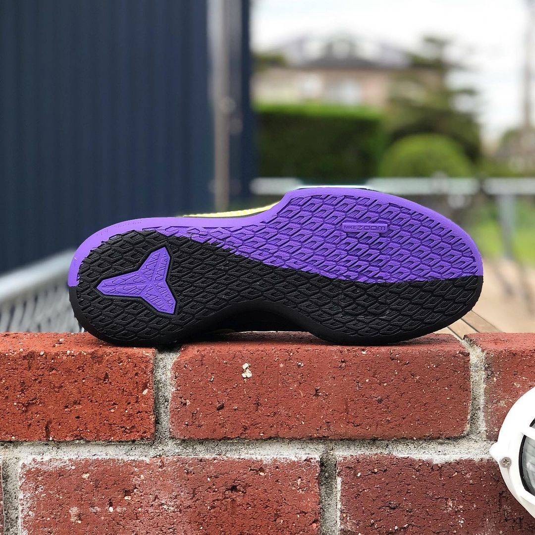 NIKE KOBE MAMBA FURY 'LAKERS AWAY' ナイキ コービー ブライアント