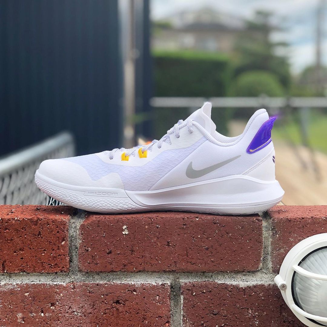 NIKE KOBE MAMBA FURY 'LAKERS HOME' ナイキ コービー ブライアント