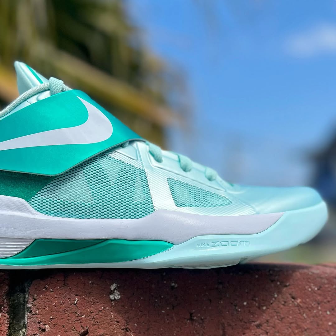 NIKE KD 4 'EASTER' ナイキ ケーディ 4 ケビン デュラント 2025年 復刻