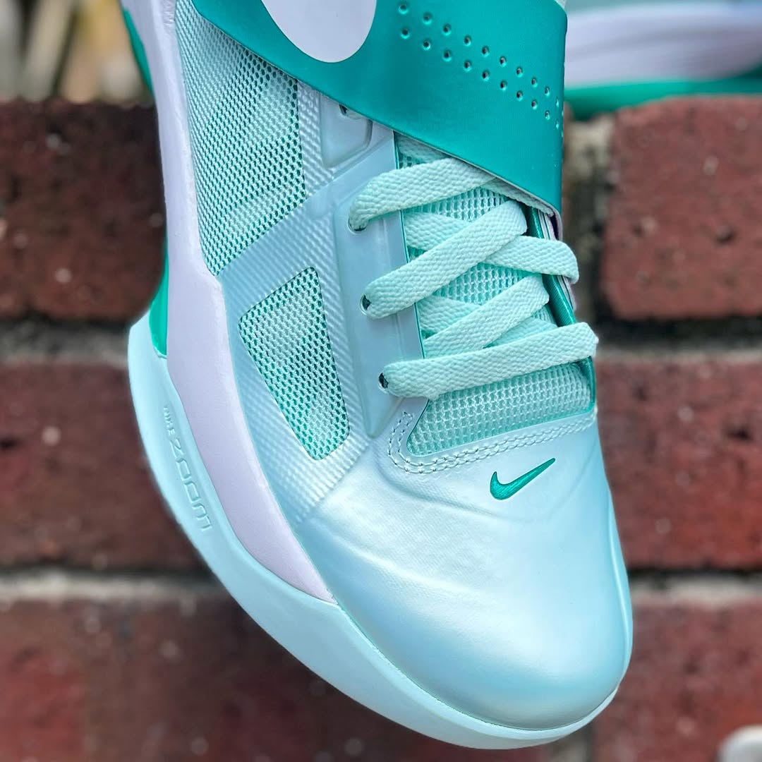 NIKE KD 4 'EASTER' ナイキ ケーディ 4 ケビン デュラント 2025年 復刻