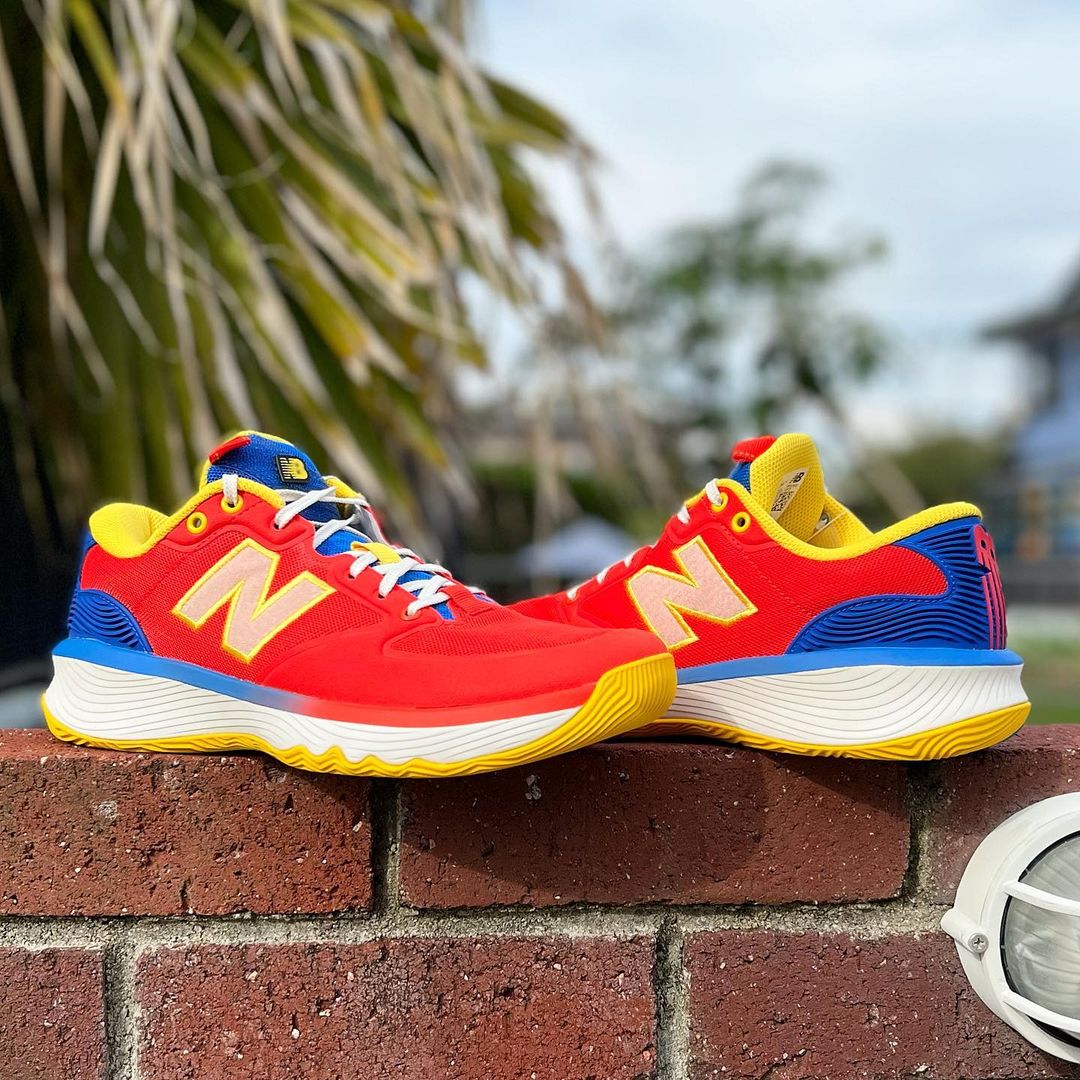 NEW BALANCE FUELCELL HESI LOW F1 ニューバランス バッシュ ヘジ