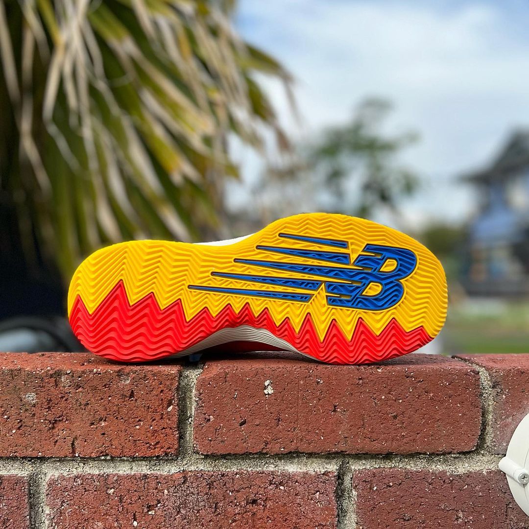 NEW BALANCE FUELCELL HESI LOW F1 ニューバランス バッシュ ヘジ