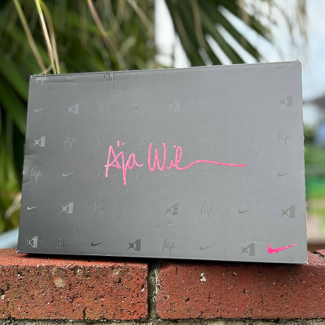 NIKE A ONE 'BLUE FURY' ナイキ エー ワン ウィメンズ エイジャ