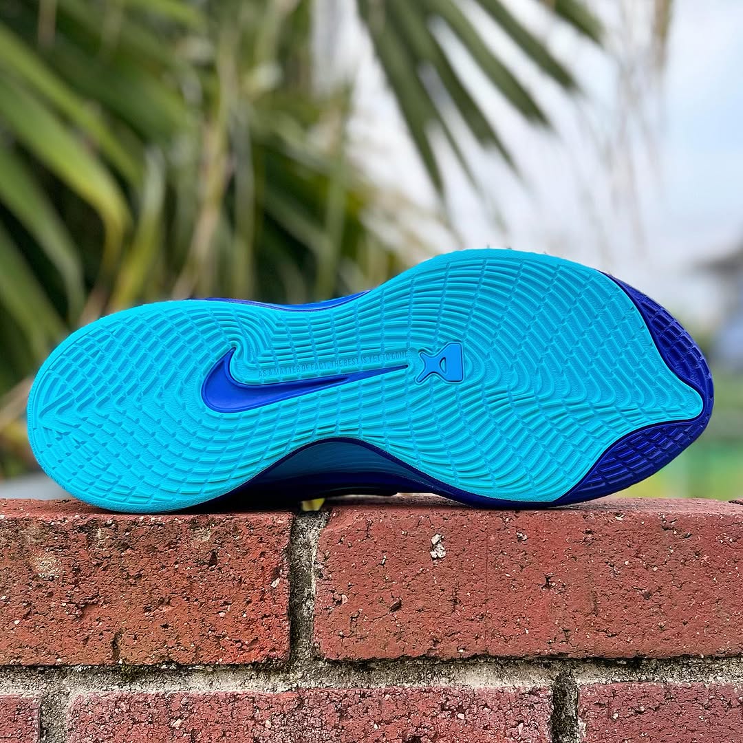 NIKE A ONE 'BLUE FURY' ナイキ エー ワン ウィメンズ エイジャ