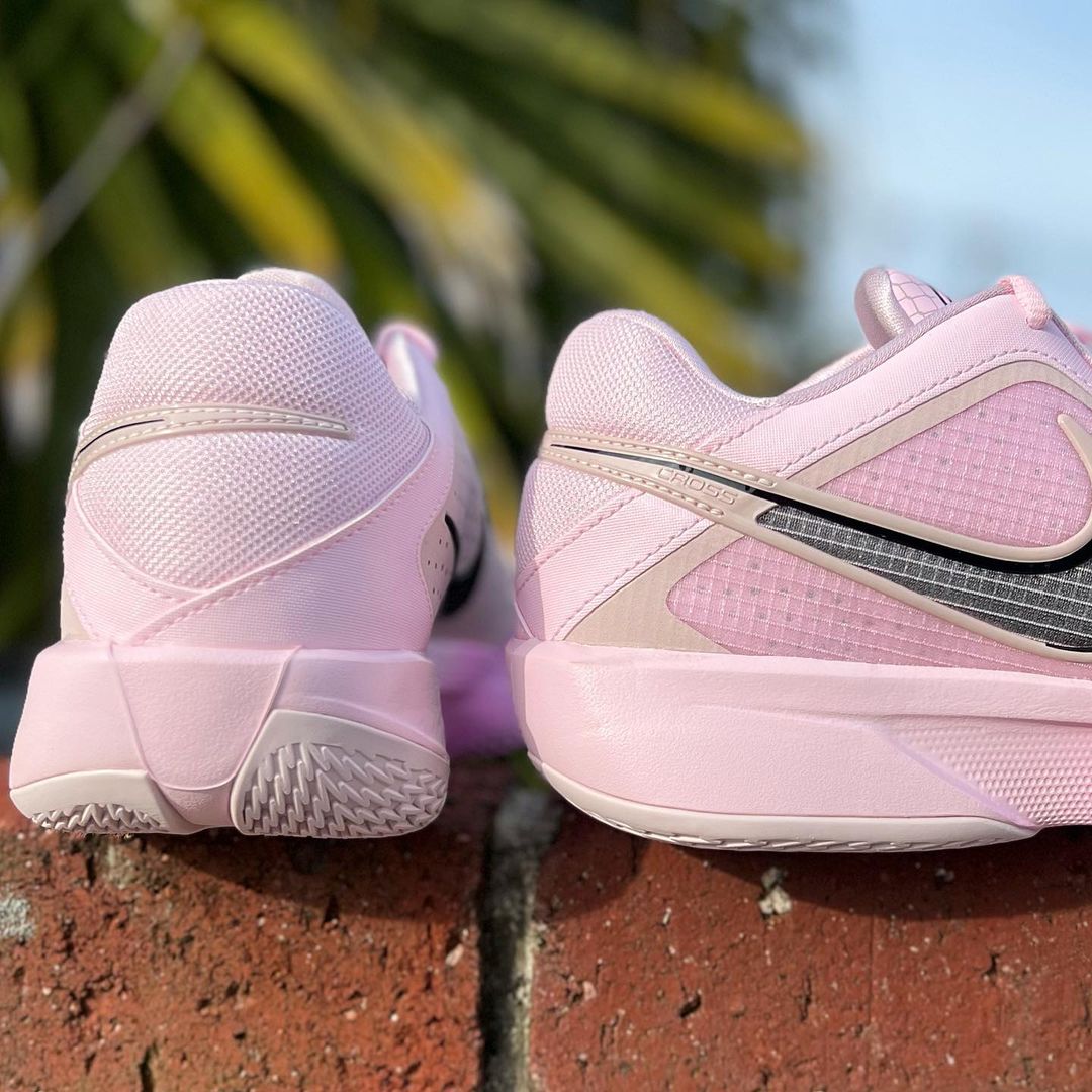 NIKE AIR ZOOM G.T. CUT CROSS 'THINK PINK' ナイキ エア ズーム