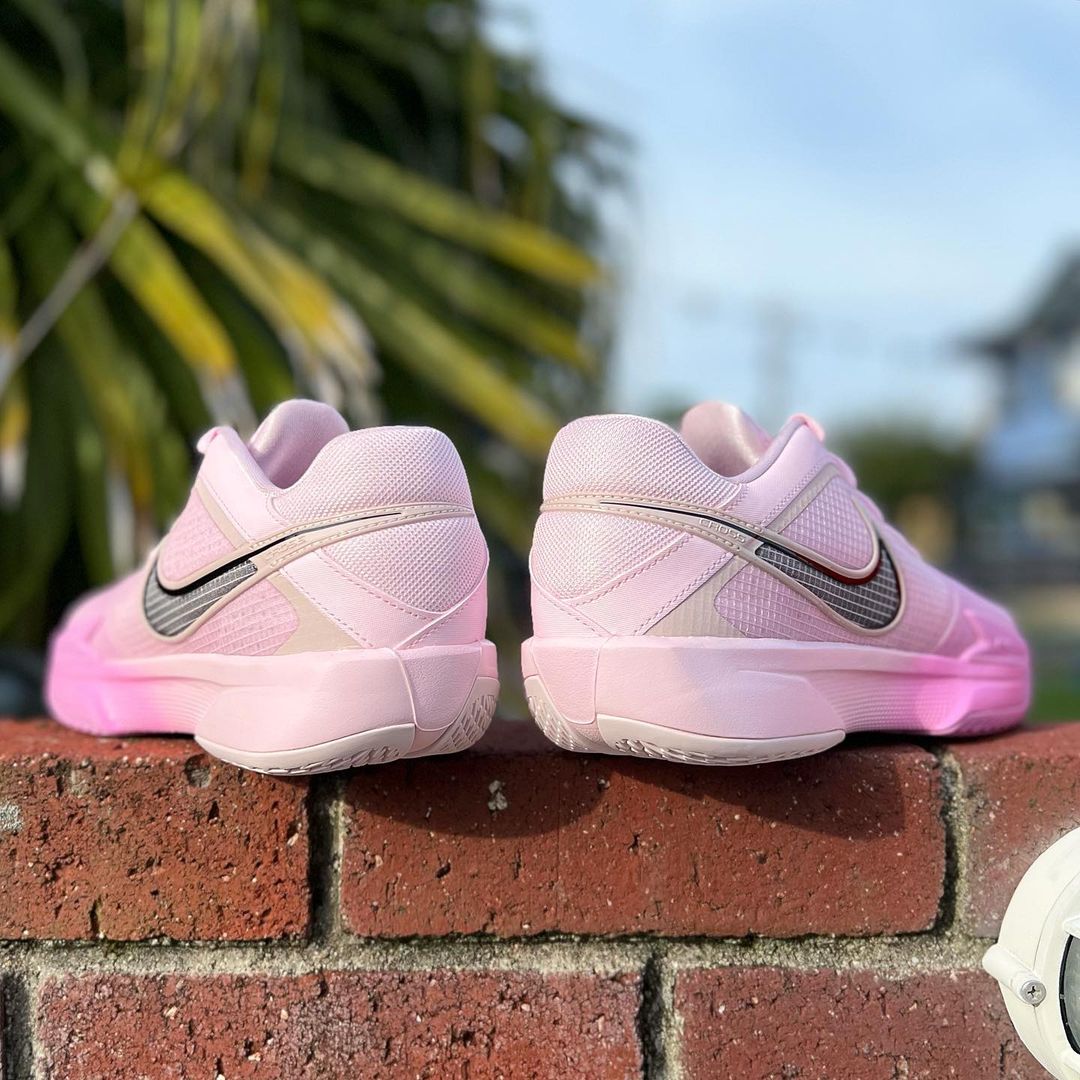 NIKE AIR ZOOM G.T. CUT CROSS 'THINK PINK' ナイキ エア ズーム