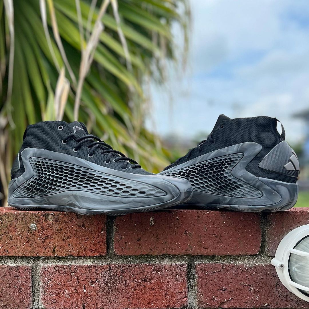 ADIDAS A.E. 1 'CHARCOAL' アディダス アンソニー エドワーズ 1 core