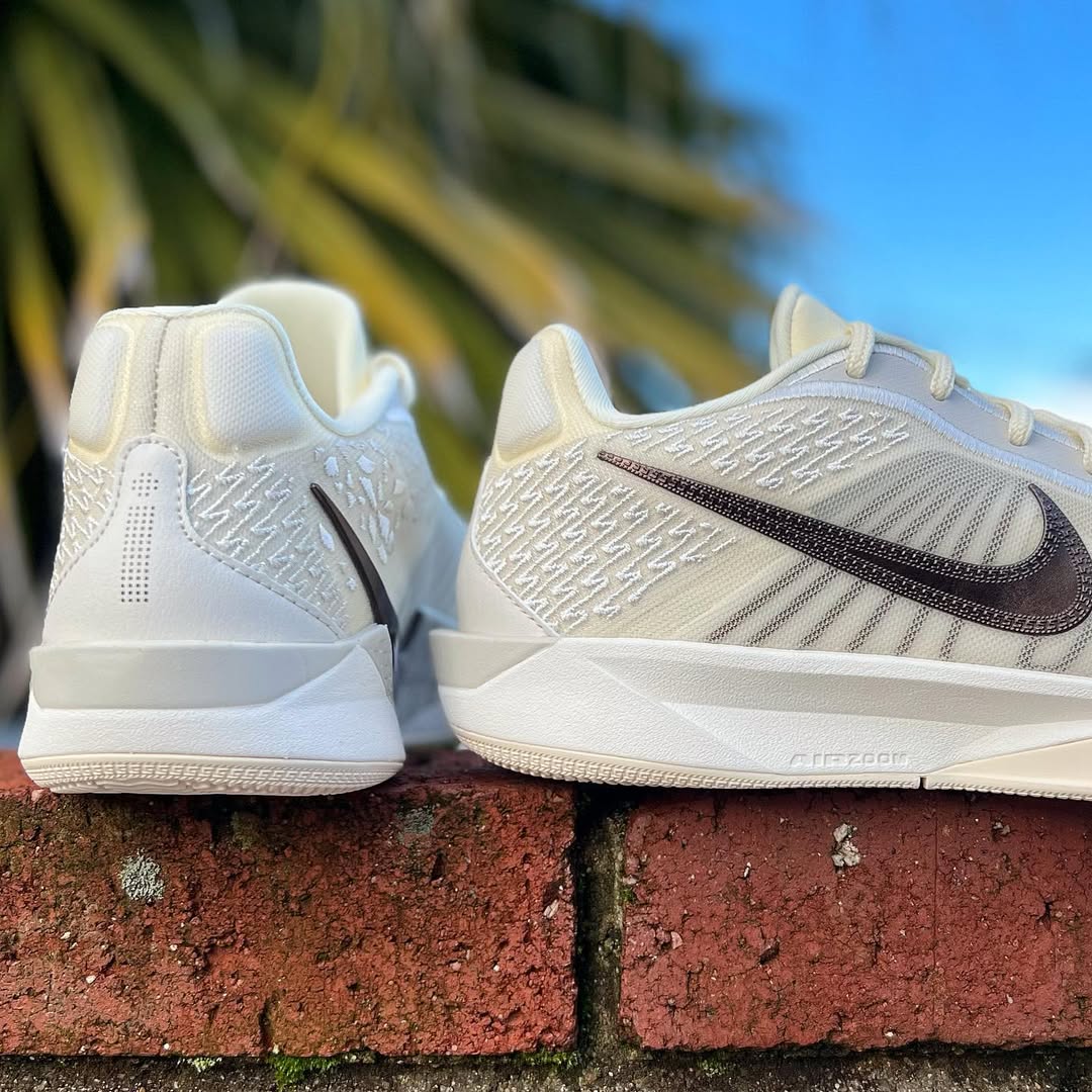 NIKE SABRINA 2 EP 'RELENTLESS' 'MENS SIZE' ナイキ サブリナ 2
