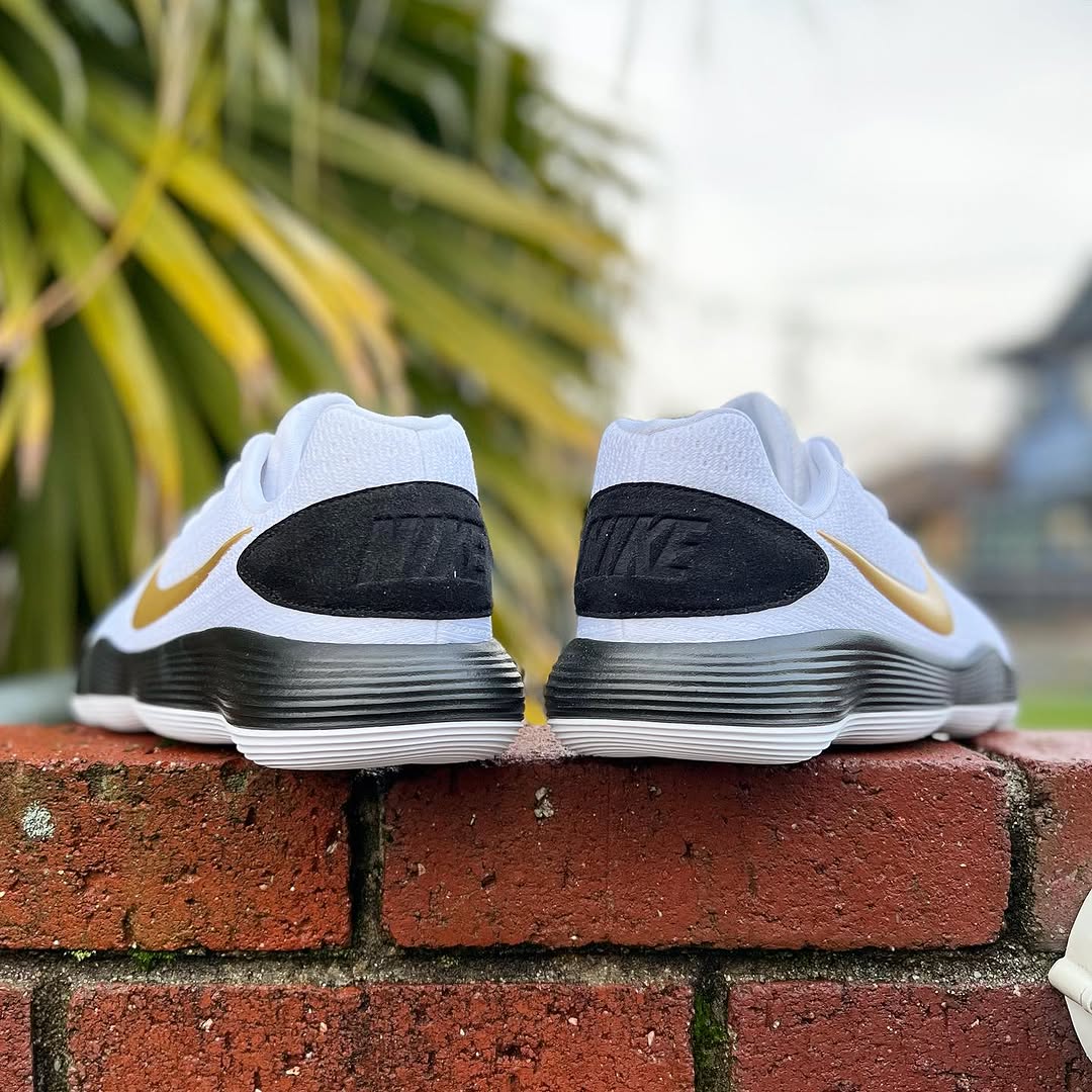 NIKE HYPERDUNK 2017 LOW EP ナイキ ハイパーダンク 2017 EPモデル