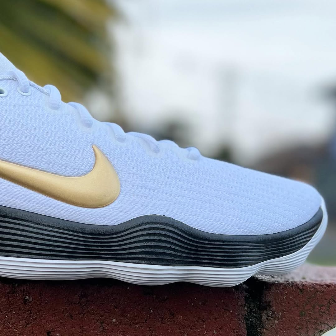 NIKE HYPERDUNK 2017 LOW EP ナイキ ハイパーダンク 2017 EPモデル