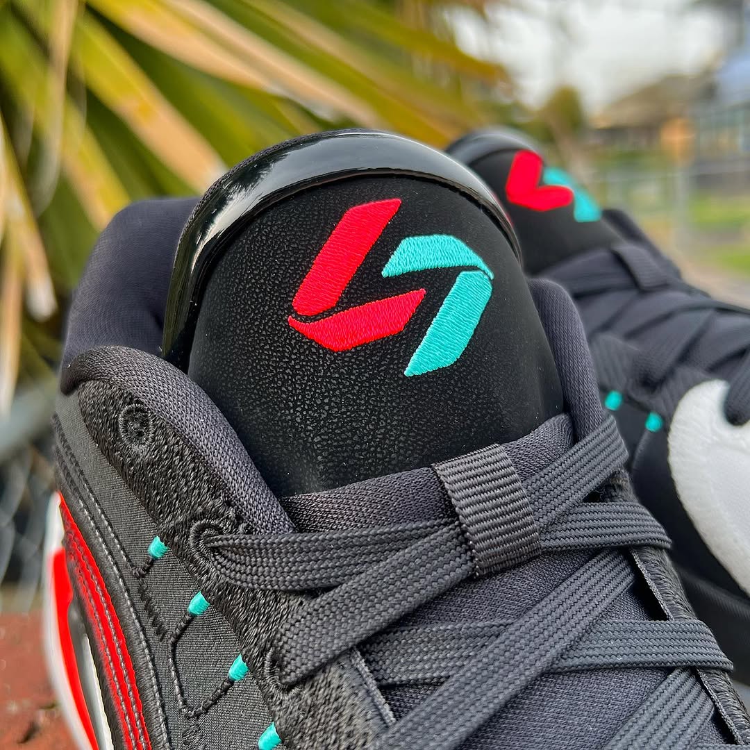 JORDAN LUKA 4 PF 'BLOODLINE' ナイキ ジョーダン ルカ 4 ドンチッチ