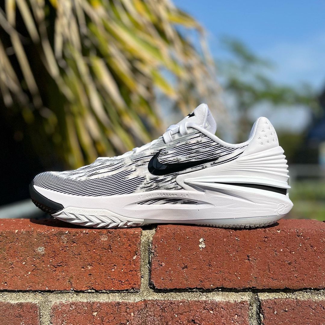 NIKE AIR ZOOM G.T. CUT 2 ナイキ エア ズーム GT カット 2 【MEN'S