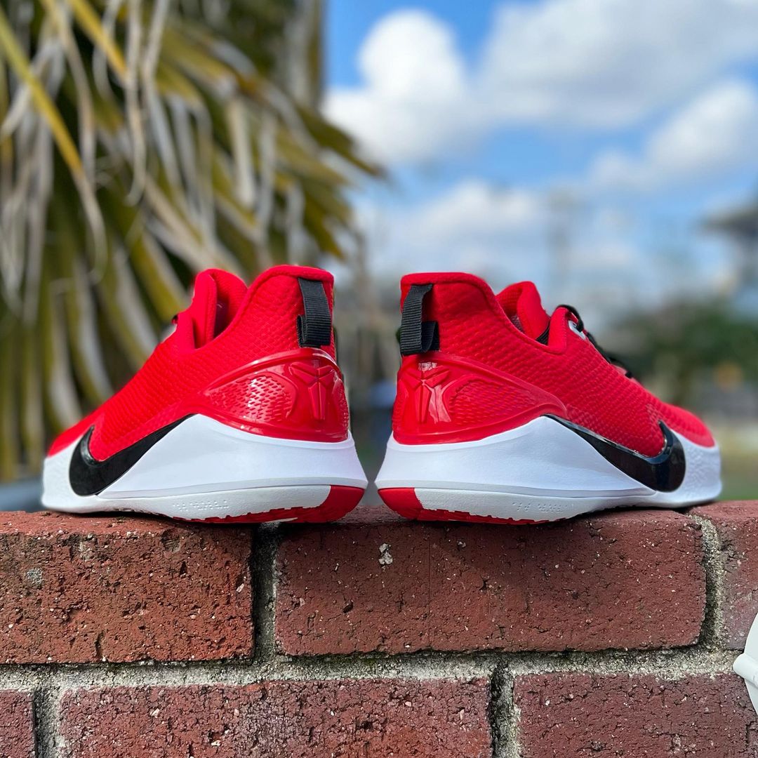 NIKE KOBE MAMBA FOCUS TB ナイキ コービー マンバ フォーカス