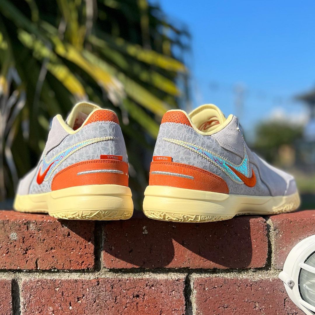 NIKE ZOOM LEBRON NXXT GEN AMPD 'TITAN 22' ナイキ ズーム レブロン
