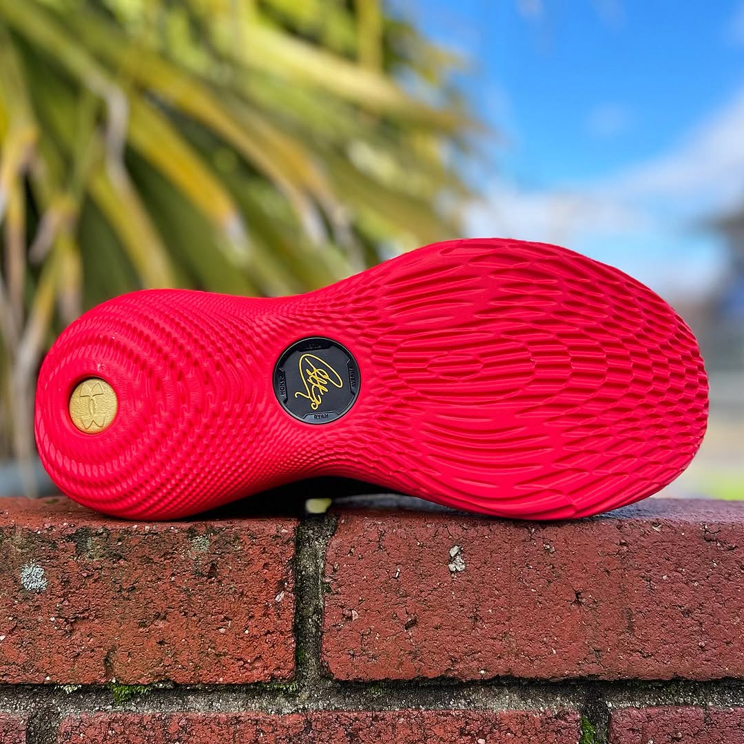 UNDER ARMOUR CURRY 12 'YEAR OF THE SNAKE' アンダーアーマー カリー