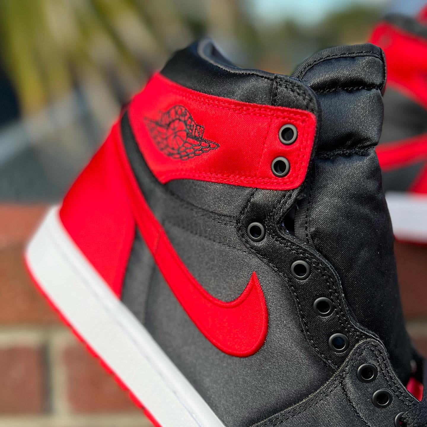 NIKE WMNS AIR JORDAN 1 HIGH OG 'SATIN BRED' ナイキ ウイメンズ エア