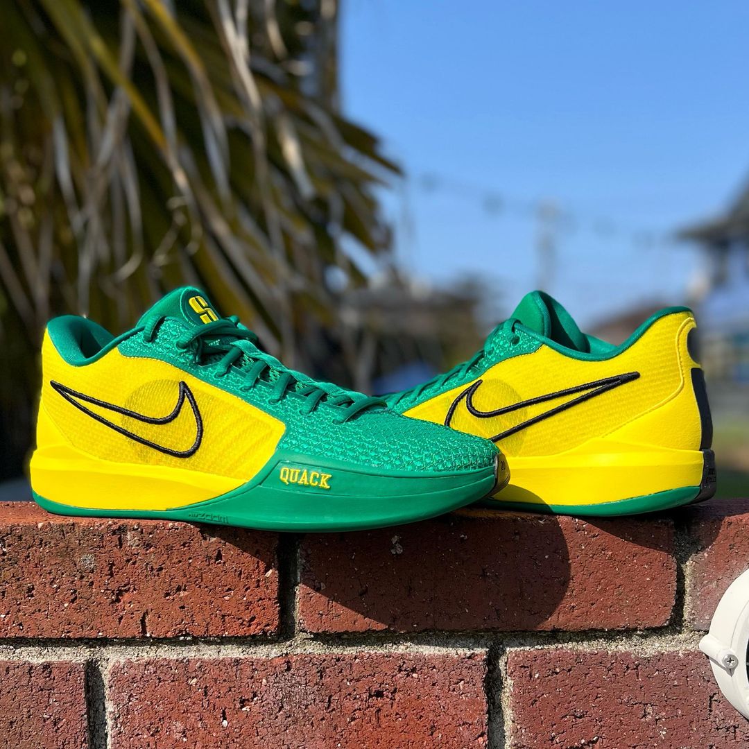 NIKE SABRINA 1 'OREGON DUCKS' ナイキ サブリナ 1 ウィメンズ