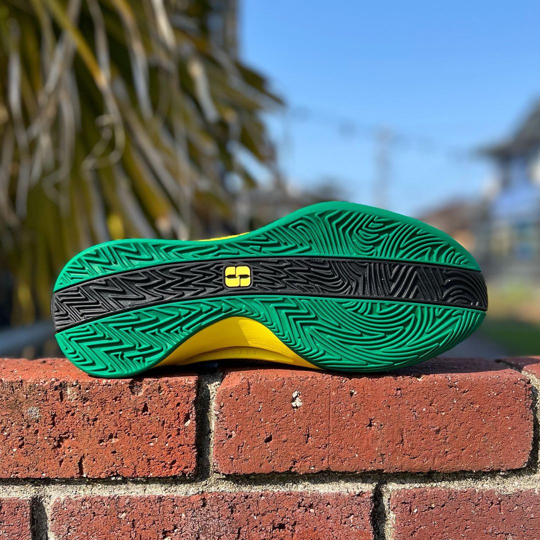 NIKE SABRINA 1 'OREGON DUCKS' ナイキ サブリナ 1 ウィメンズ