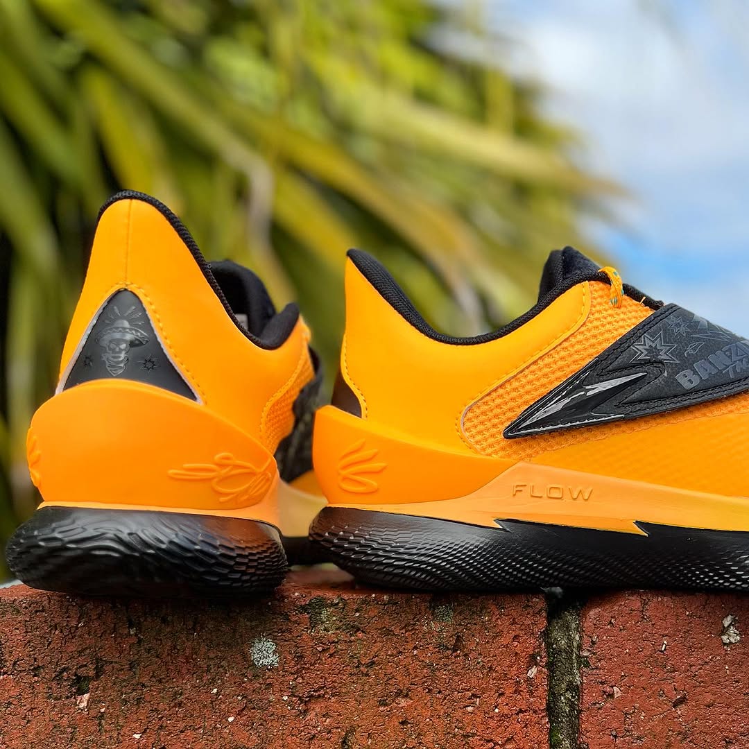 CURRY8 ブラック/オレンジ スネークパターン CURRY8 ブラック/オレンジ スネークパターン CURRY8 ブラック