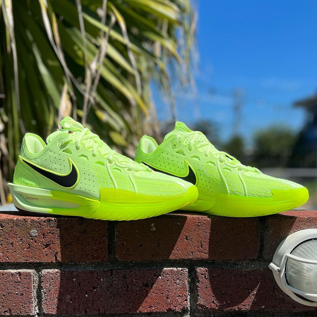 NIKE AIR ZOOM G.T. CUT 3 EP 'VOLT' ナイキ エア ズーム GT カット 3