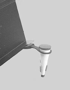 Manhasset �ޥ�ϥ��å� �������� �ߥ塼�ȥۥ���� �ȥ��ڥå��� M1320 Trumpet Mute Holder