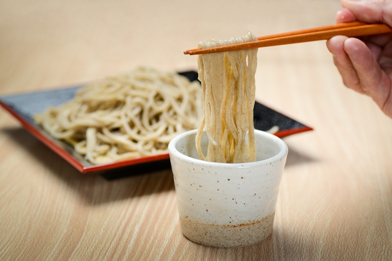 ［業務用］石臼挽き手打ち生蕎麦（180g×30食）