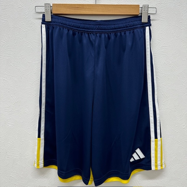 【現品限り】adidas 女子用バスケットボールハーフパンツ XO 青/白/黄 現品限り】adidas 女子用バスケットボールハーフパンツ XO 青/白/黄