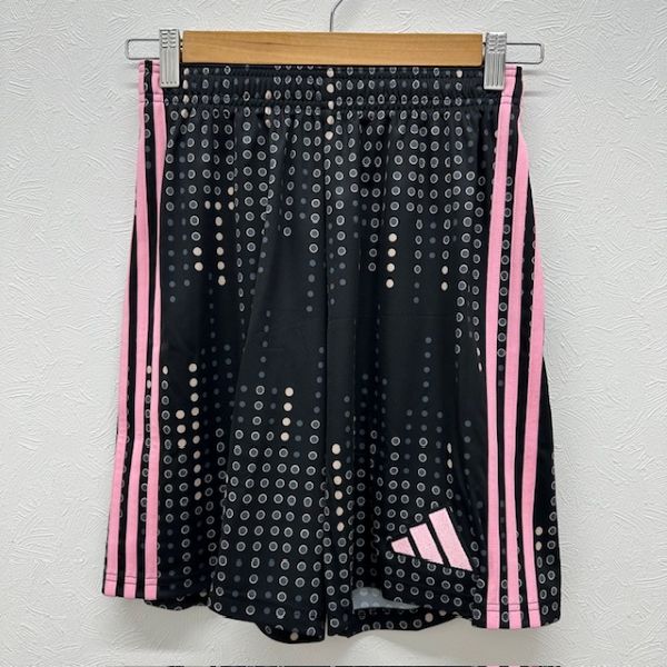 【ネコポス対応可】アディダス (adidas) ハンドボールウエア ソブエオリジナルパンツ ハーフパンツ 短パン ブラック×ピンク AJP-PANTS3-BLKPINK