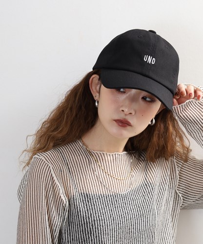 THE NUMERO CAP