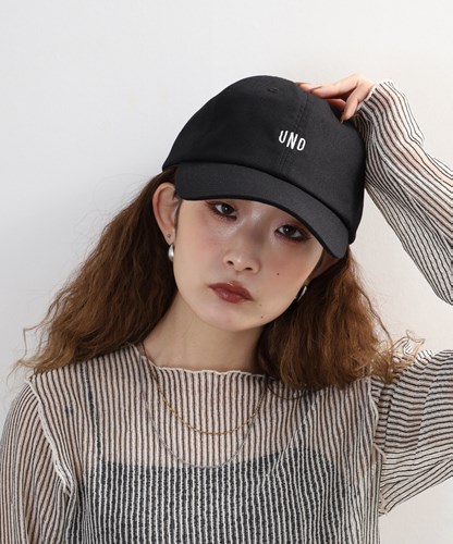 THE NUMERO CAP