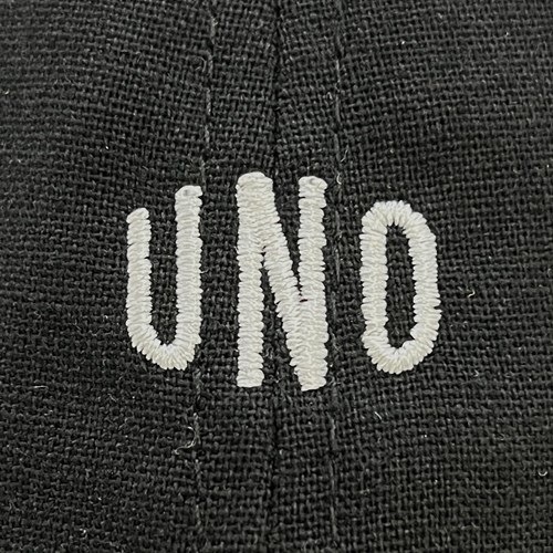 THE NUMERO CAP