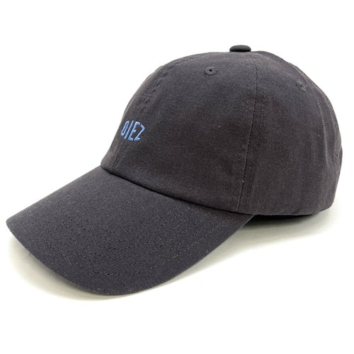 THE NUMERO CAP