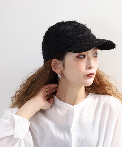 PLUME CAP