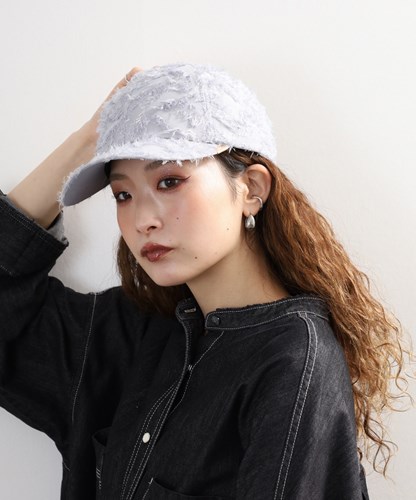 PLUME CAP