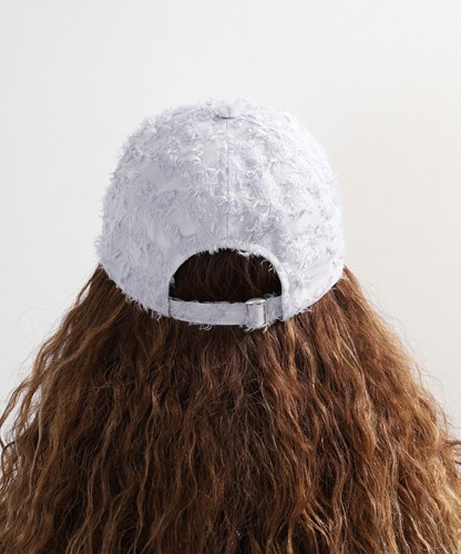 PLUME CAP