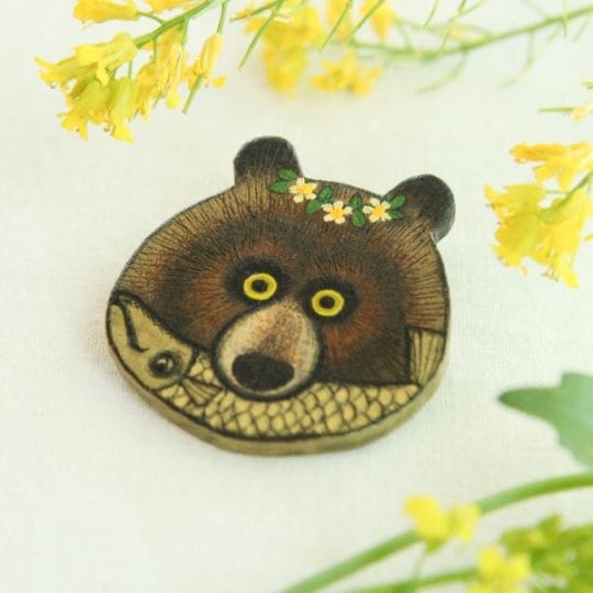 鮭クマのブローチ | cupiporo 【 北海道 スロウなお買い物 ～slowly