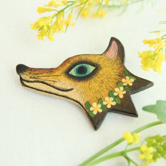 キツネのブローチ | cupiporo 【 北海道 スロウなお買い物 ～slowly