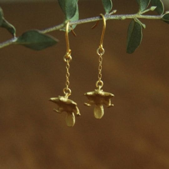 モモンガのイヤリング・ピアス | 草原とストーブ 【 北海道 スロウなお