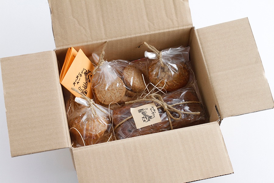 �᡼�᡼�Ʋۻ�BOX��