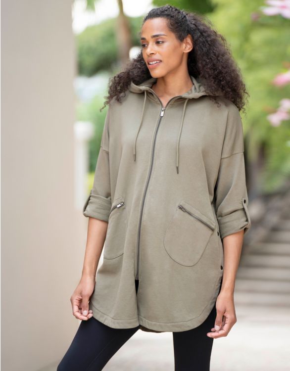 ポンチョシルエットのゆったりパーカー&フランス購入マキシスカートセット