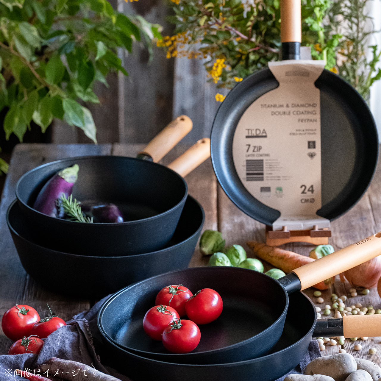 ククナキッチン ティーダ チタン＆ダイヤモンドWコーティングフライパン24cm