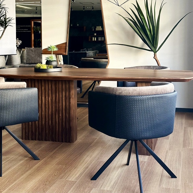 LAMBRO(���֥�)�����˥󥰥ơ��֥�